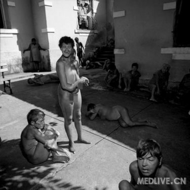 http://webres.medlive.cn/upload/000/055/382